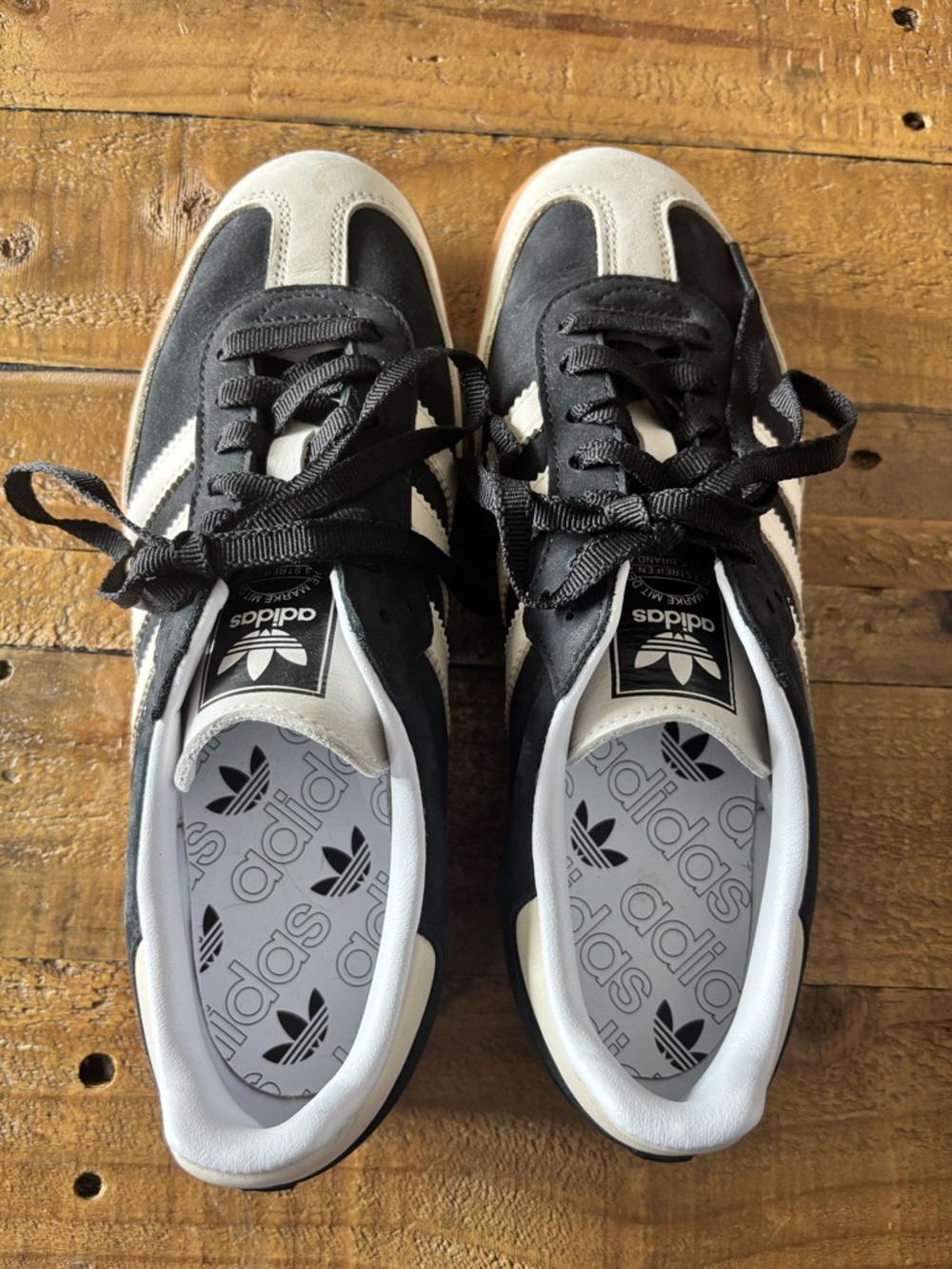 Adidas Black and Cream Samba OG - Picture 3 of 5